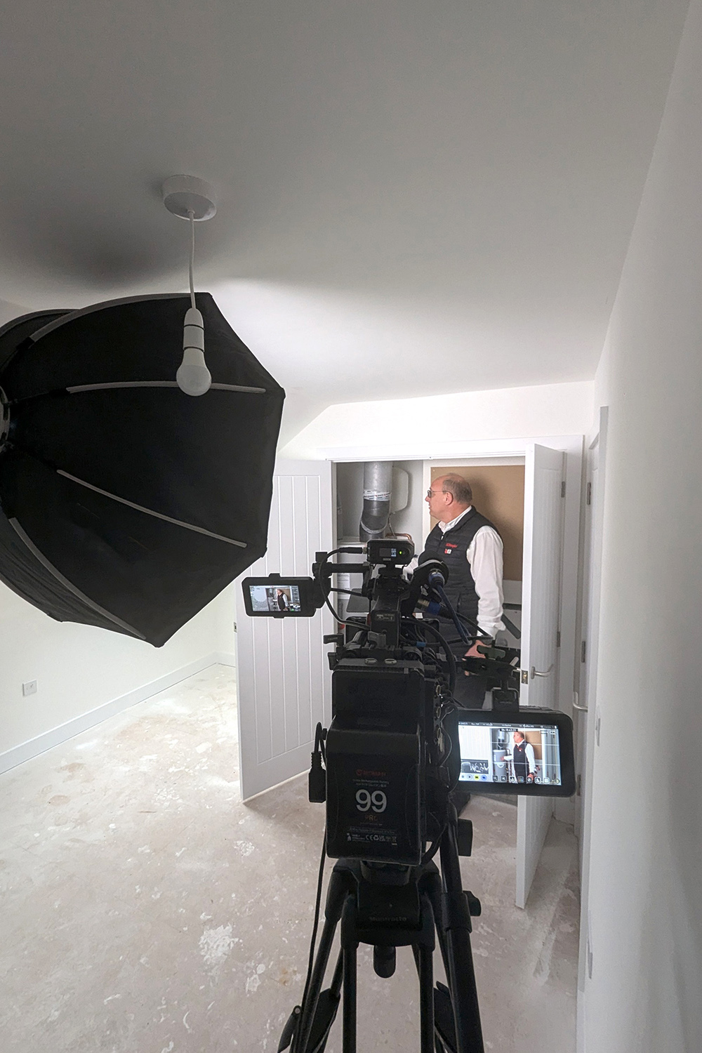 Behind The Scenes – Product Explainers Videos, Sony FX6, Aputure Lighting, Bridgwater, Taunton, Bristol, Bath, Somerset, Devon, Doreset, Wiltshire, Cornwall, Bristol IMPACT 20twenty